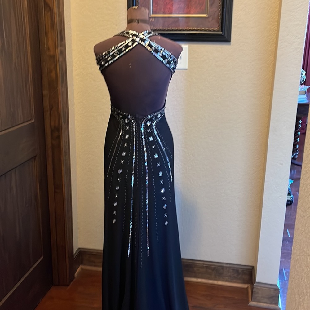Morgan & Co. junior size 1/2 black sequined gown - Picture 4 of 10